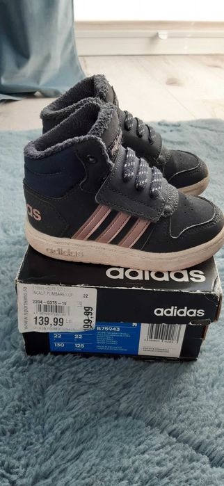 Buty zimowe adidas 22 r.