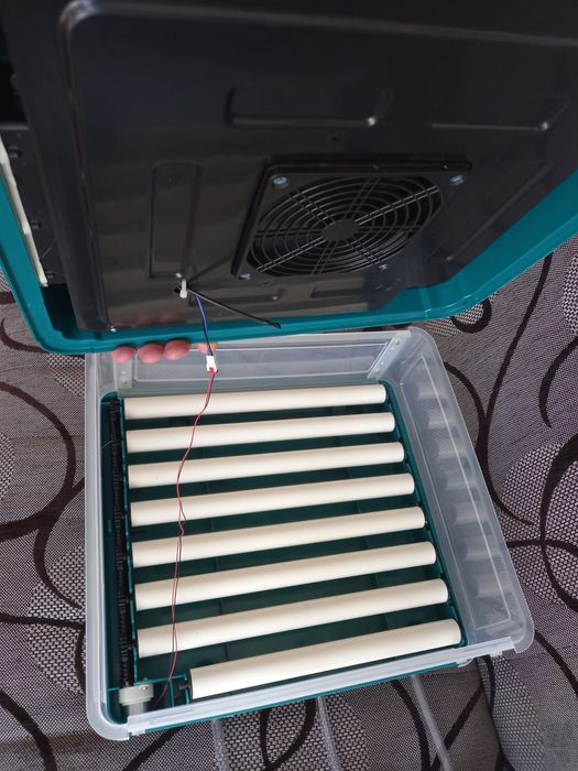 Inkubator automatyczny nowy na 40 jaj