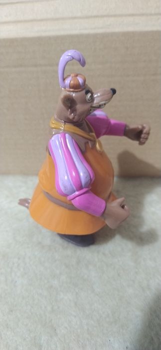 Boneco Disney Robin dos Bosques