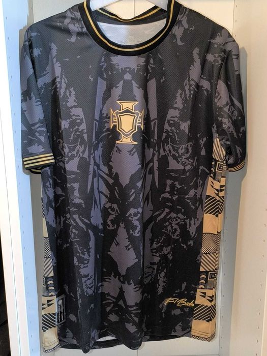 Camisola Portugal Edição Especial CR7 "El Bicho"