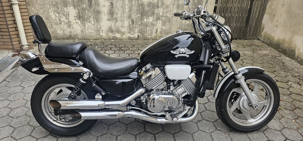 Honda Magna VF750