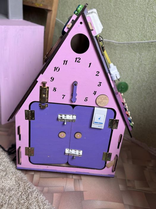 Бізі борд бізі будинок