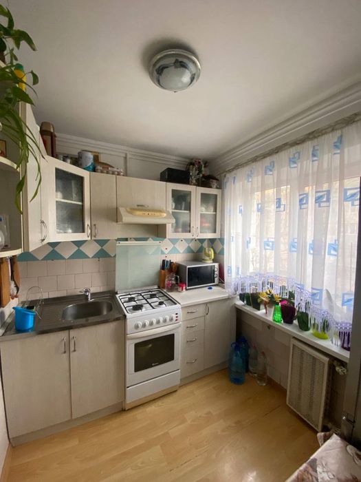 Продаж 2-кімнатної квартири по вул. Полєтаєва