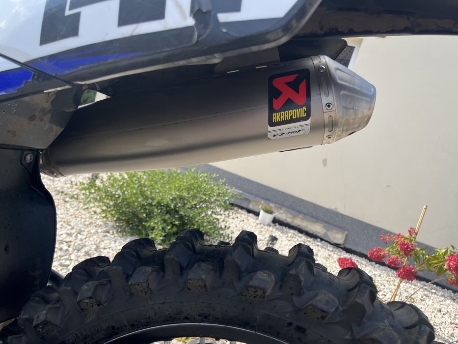 Yamaha Yzf 450 akrapovic