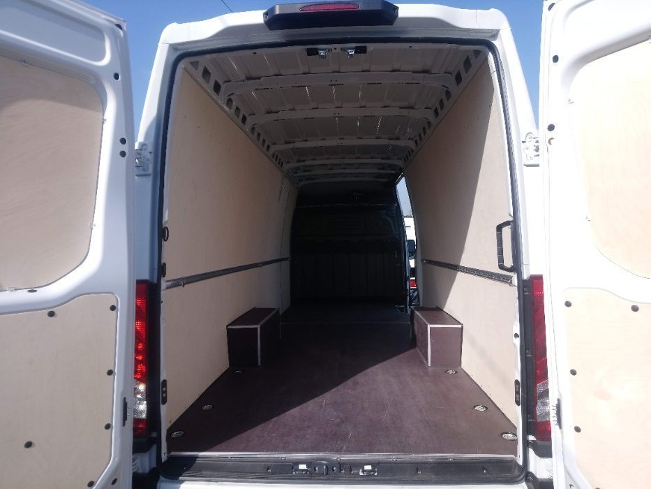 Iveco Daily L4H2 Zabudowa samochodu auta busa dostawczego KNAUTECH