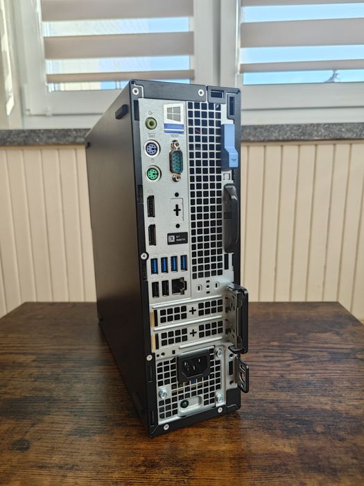 Komputer stacjonarny Dell Optiplex 7070 i5 16gb 256gb Win11