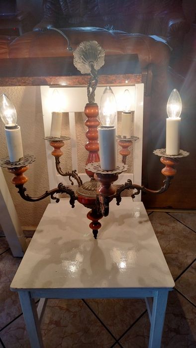 Sprzedam żyrandol plus kinkiet