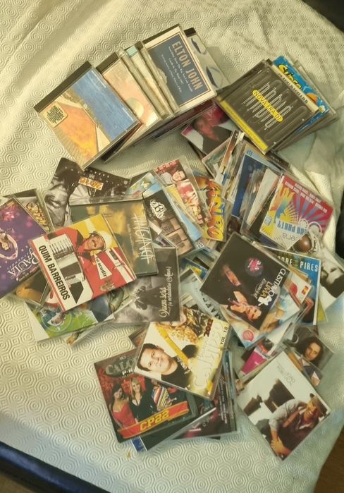 Dvd de filmes e cd música