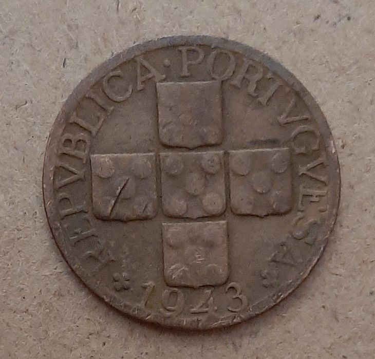 Moeda XX Centavos PT 1943