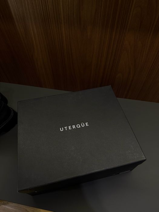 Жіночі шкіряні ботінки Uterque