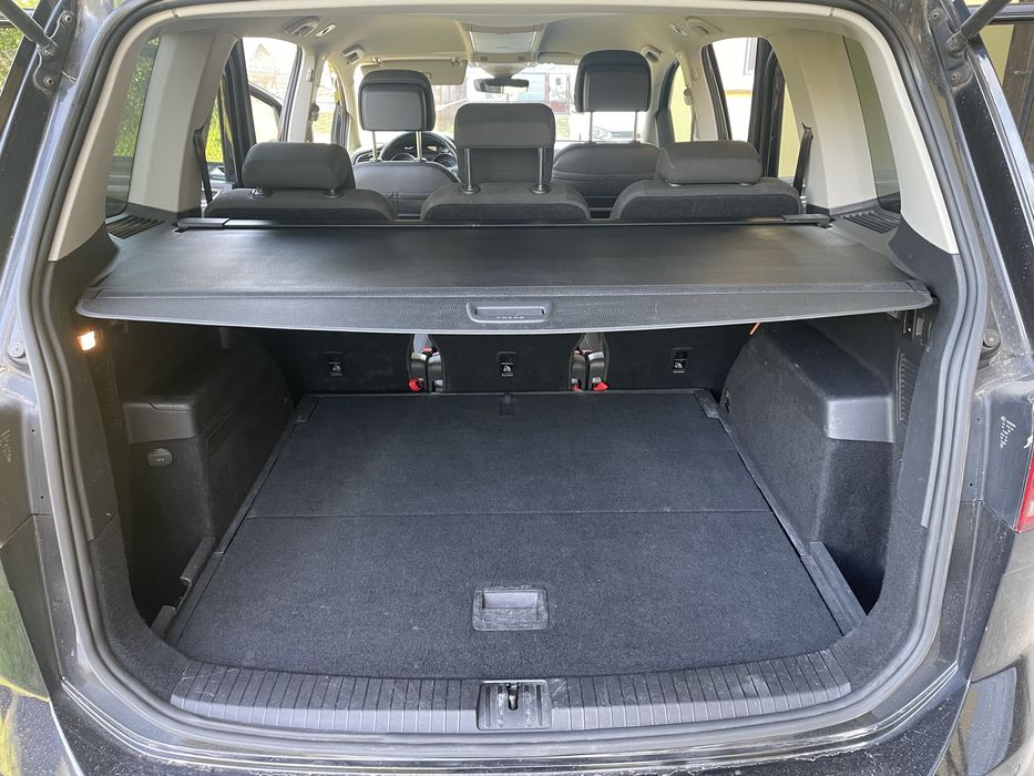 Witam mam do Sprzedania Vw Touran