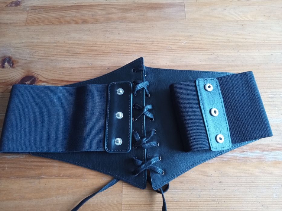 Pas, pasek damski w stylu gotyckim