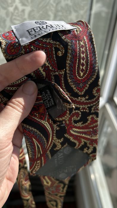 Краватки чоловічі шовкові