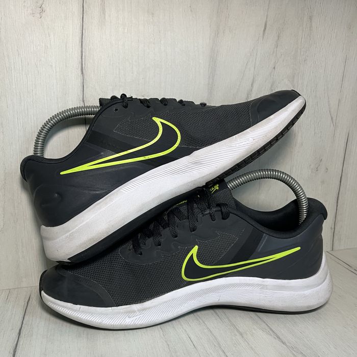 Кросівки Nike Star Runner 3 GS 39р