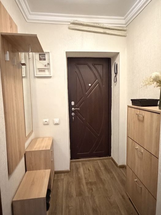 Продаж 2-кімнатної квартири  поблизу центру