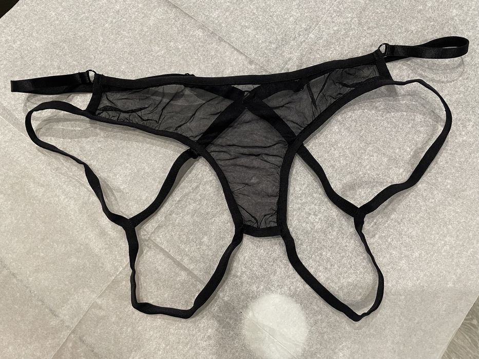 Жіночі трусики з відкритим доступом Cherry Lingerie