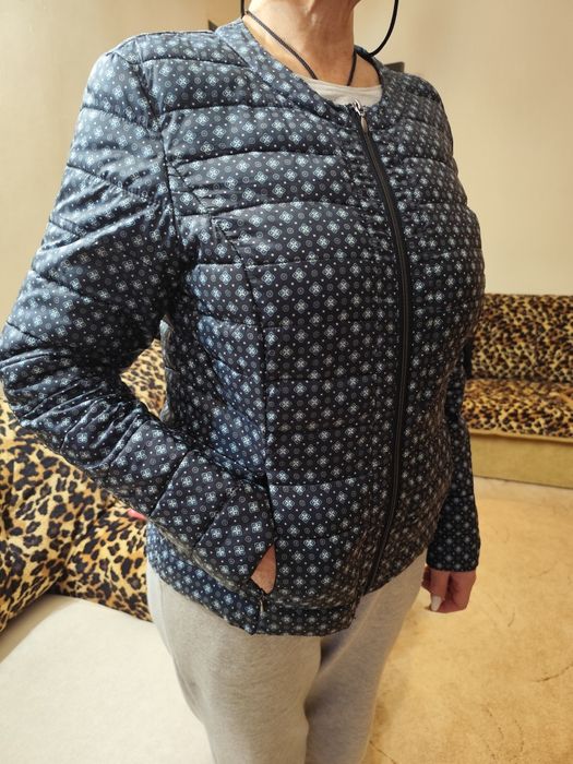 Жіноча куртка 100 грамівка