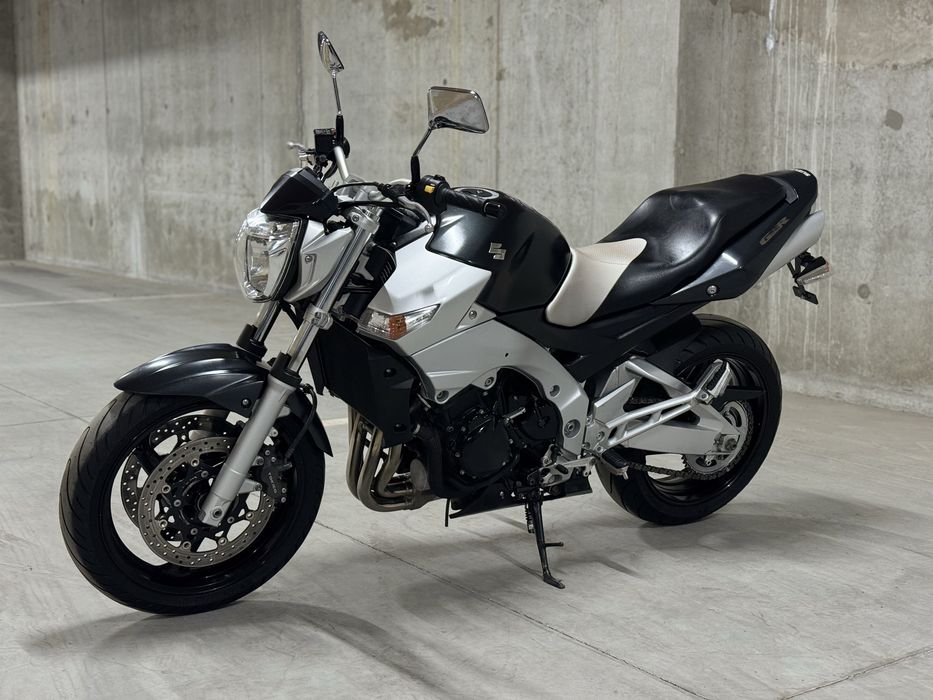 Мотоцикл Suzuki GSR600