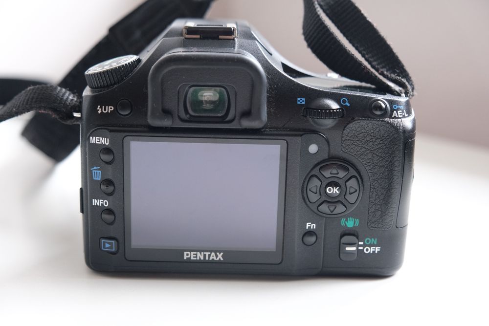 Lustrzanka Pentax K200D, 3 obiektywy i dodatki