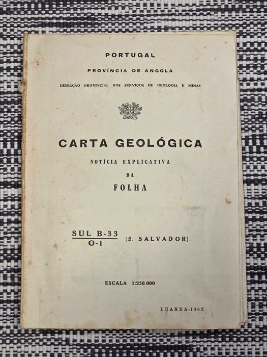 Conjunto de onze livros da Província Ultramarina de Angola