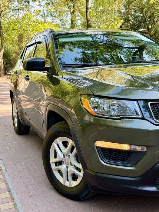 Jeep compass 2017року
