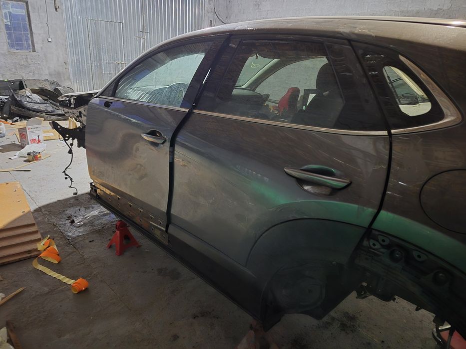 Mazda CX-30 мазда сх30. Двері. Колір 46g, 41w, 42м