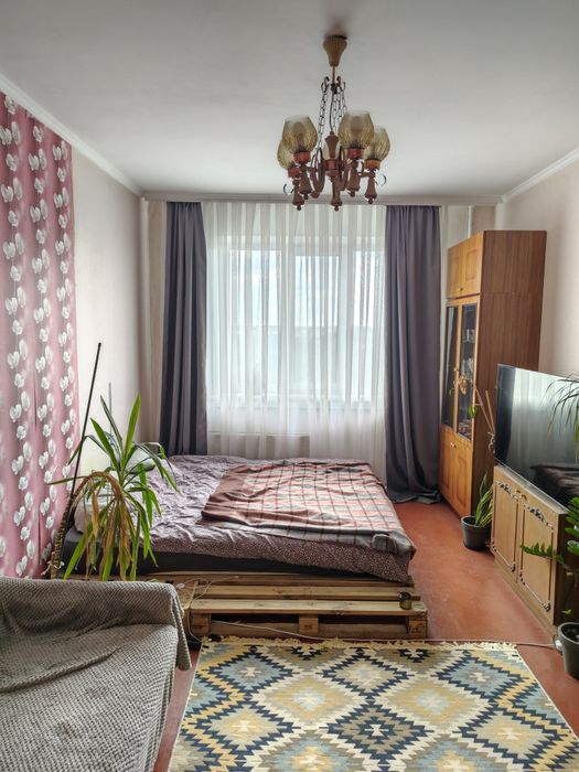 Продам 1-но кім. кв., р-н Панчішної ф-ки