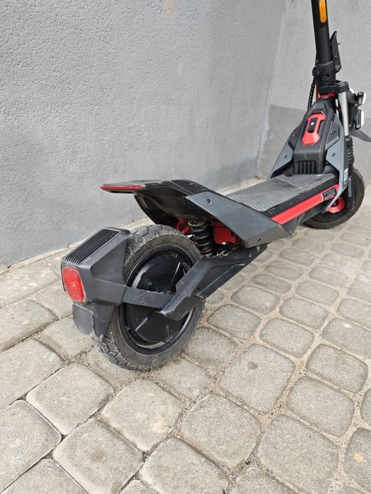 електросамокат segway zt3 pro