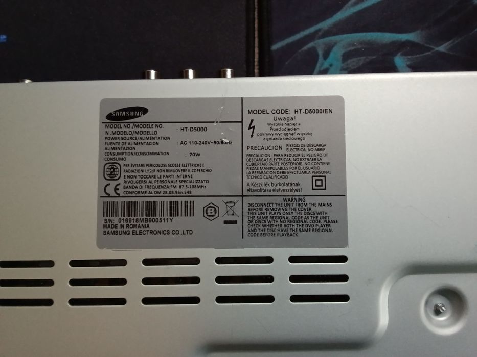 Продаю домашній кінотеатрBlu-ray 3D Samsung HT-D5000  та пульти стан нового