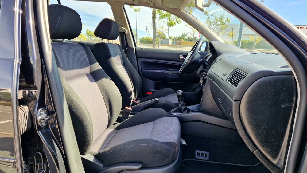 Volkswagen Golf Variant 1.4i | Histórico de revisões completo | AC