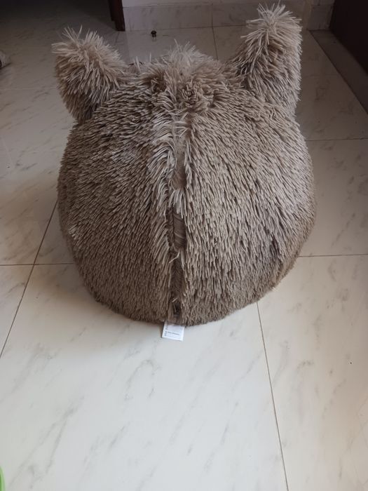 Cama fofinha e felpuda para gatos