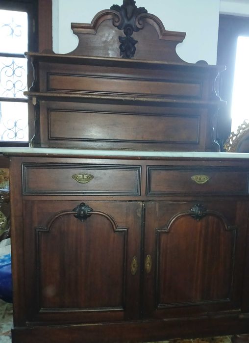 Louceiro de cozinha antigo