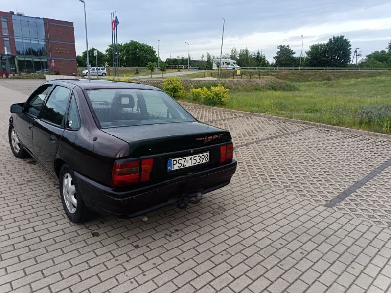 Vectra A 1,6 benzyna