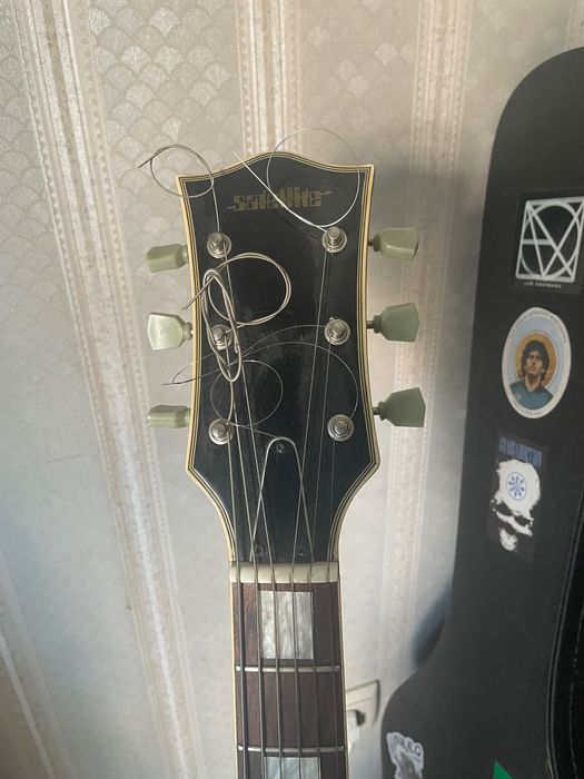 Guitarra Les Paul Satellite 1979