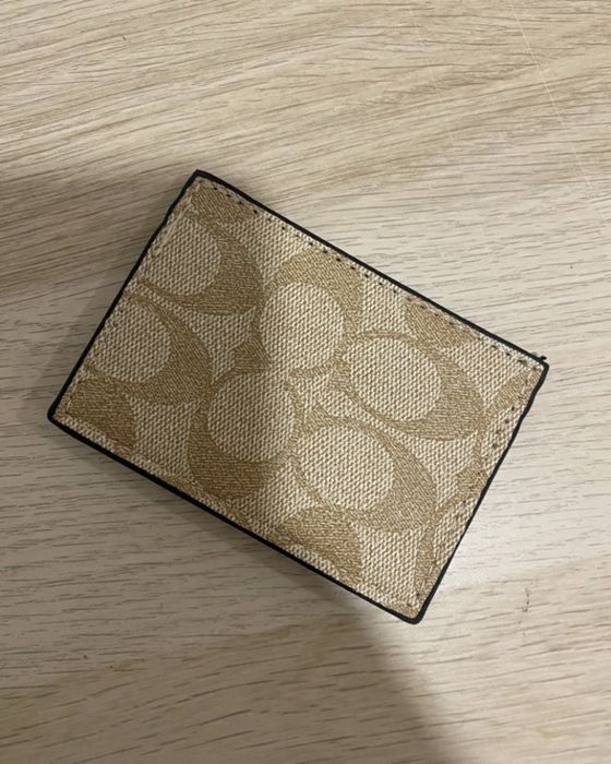 Carteira coach  bege