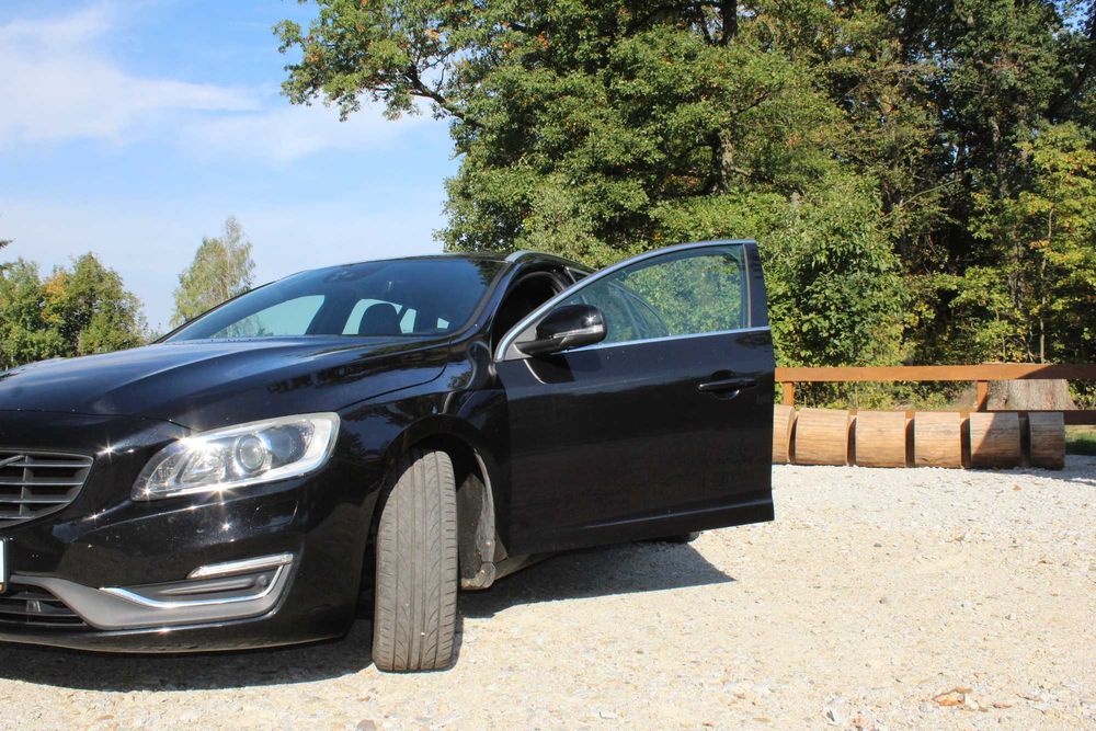 Volvo V60 2.0 D4 automat