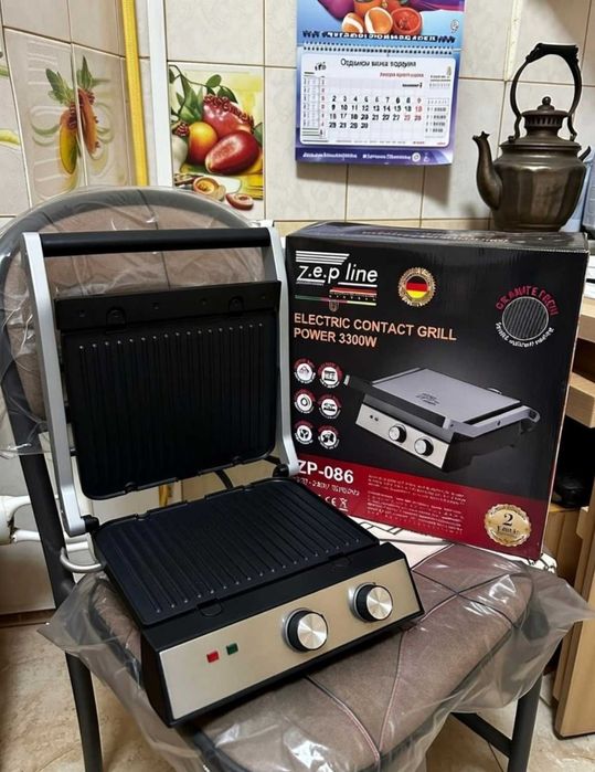 Потужний контактний електрогриль для м’яса овочів і сендвічів