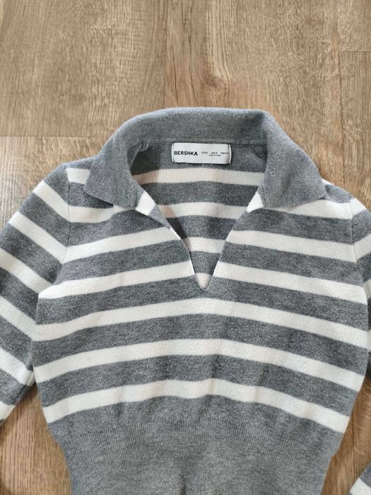 Sweter Bershka – rozmiar S