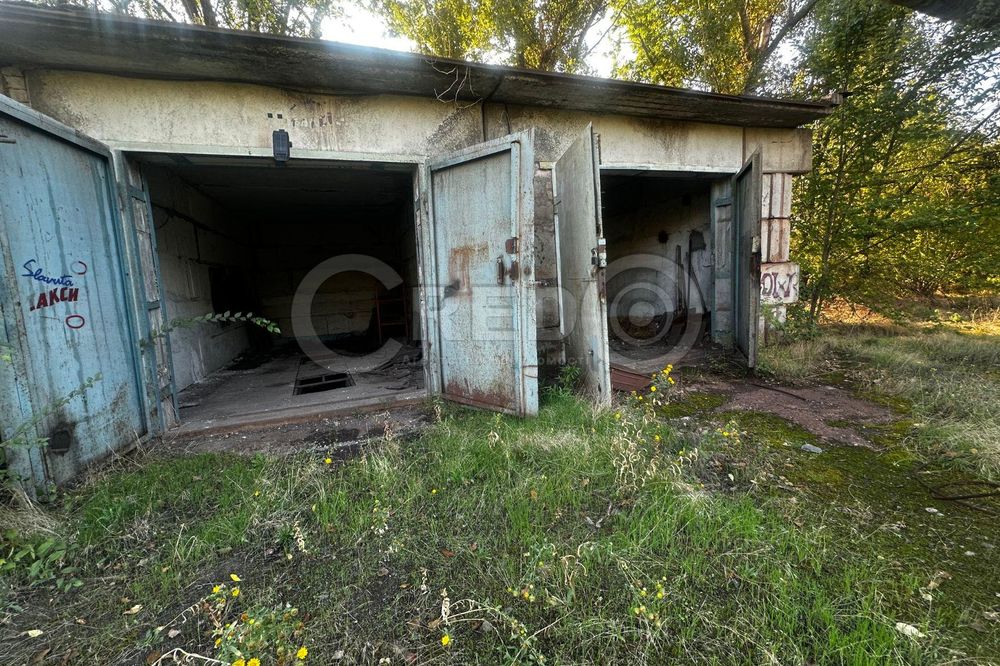 Продаж території вул. Книжна, Дзержинка.