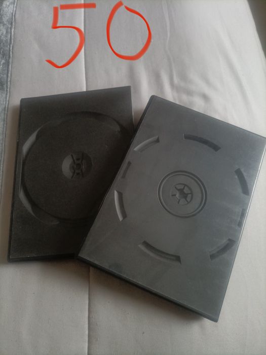 50 caixas arquivo  " largas" para DVDs ou jogos PlayStation ( algumas