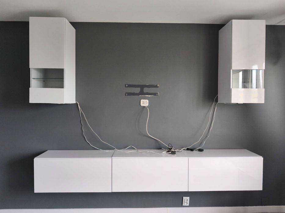 Meble do salonu, białe połysk