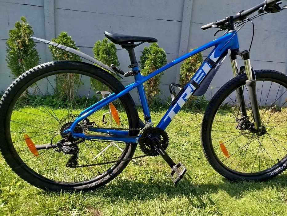 Rower Górski TREK MARLIN 4 Koła 29 Cali Rama Alu 43 cm 17 cali Hamulce Tarczowe Mechaniczne