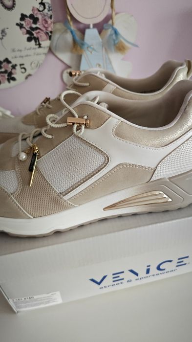 Buty beżowe kremowe adidasy buty sportowe sneakersy 42