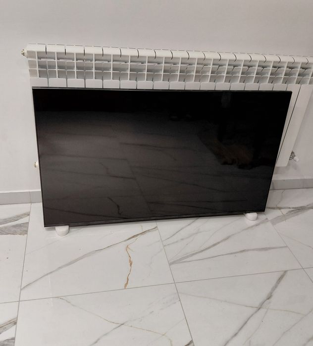 Samsung QLED QE50Q7F4AUXZT 50” 4K Smart TV – Uszkodzona matryca