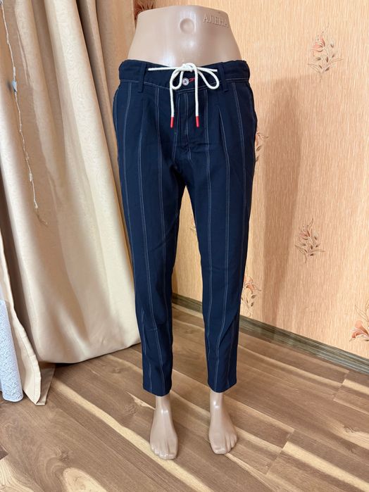 Чоловічі брюки в полоску чіноси