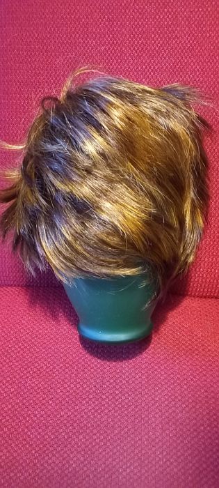 Парик женский  новый