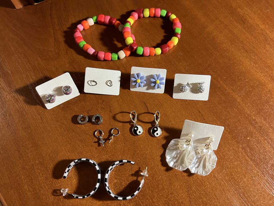 Сережки/кульчики/прикраси, все по 20