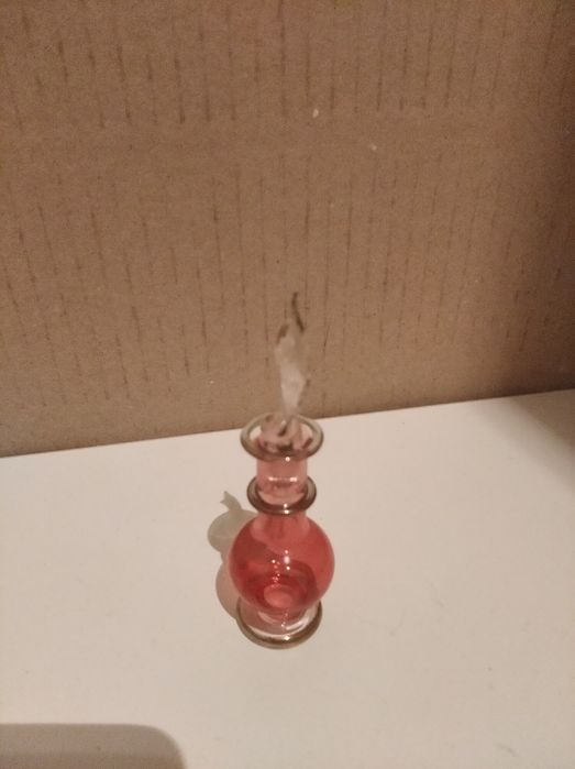 Flakoniki na perfumy