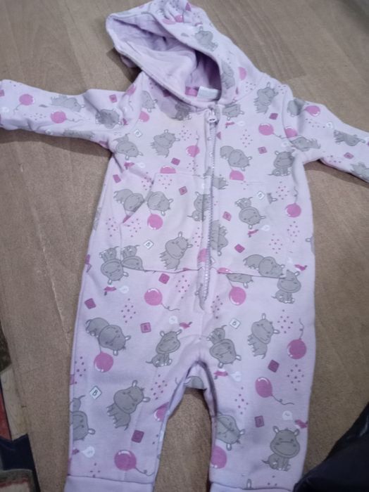 Одяг для дівчинки