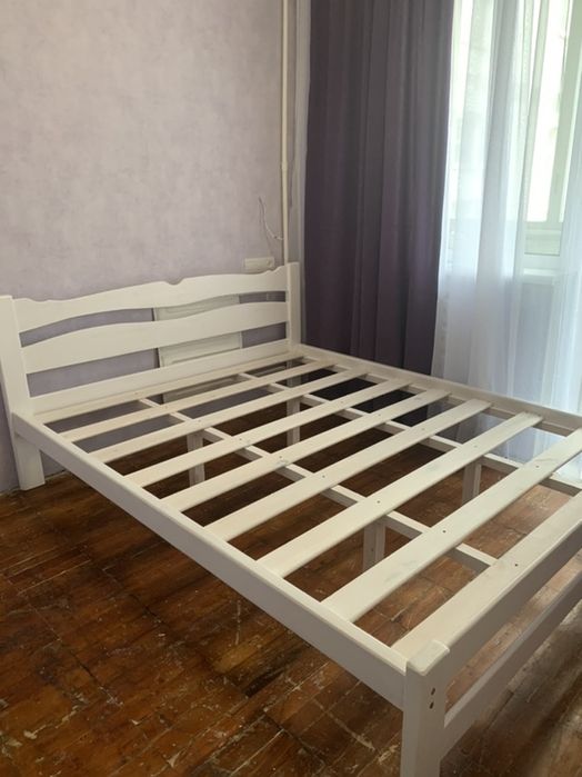 Продам  кровать двухспальную